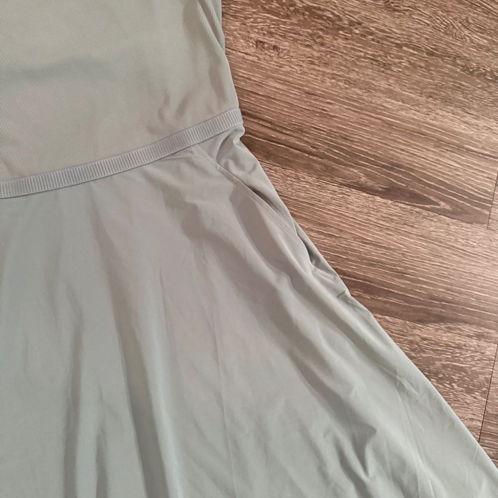 Athleta Ryder Dress - Picture 3 of 7